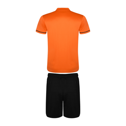Conjunto camiseta + pantalón Roly United naranja negro